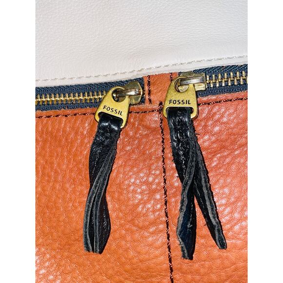 Fossil Erin Colorblock Foldover Tote - Crossbody Strap - Several Pockets - Picture 3 of 11